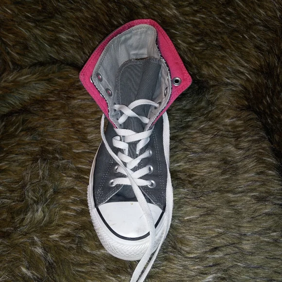 Lace Up Pink and Grey Converse- 8 - Picture 7 of 11